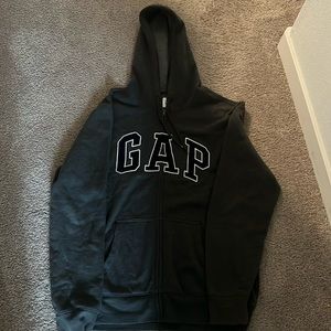 Gap zip up